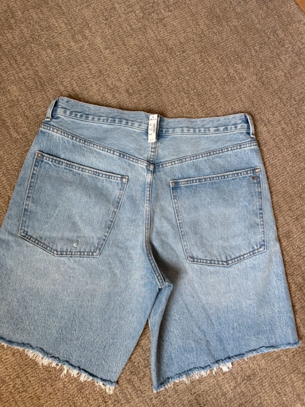 Madewell NWT Essex Long Baggy Short, 30